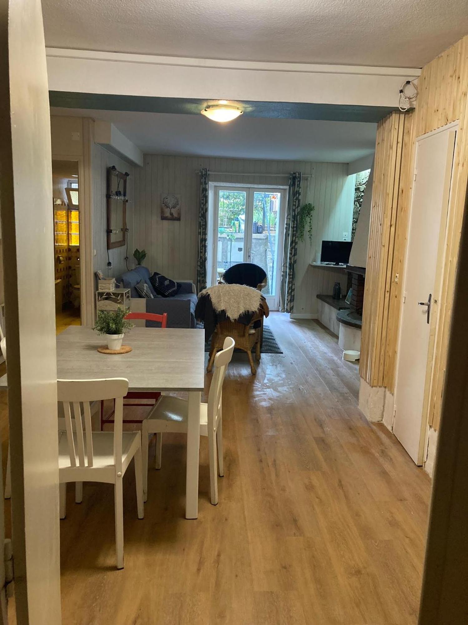 T2 58m2 Allée Des Bains-tarifs Cure Appartement